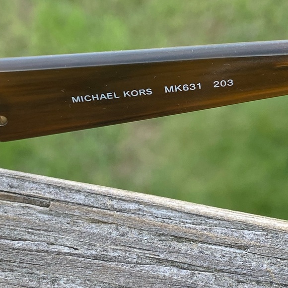 Michael Kors Brown Rectangular Glasses Frames MK Medallion 52[]15 135 - Picture 10 of 16